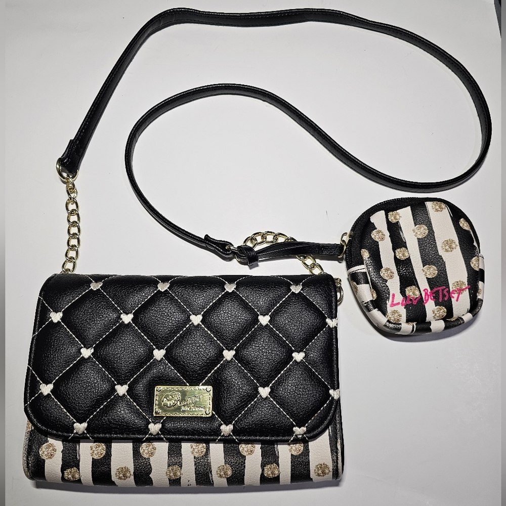 ​🏷️Luv Betsey -Claire Quilted Crossbody Bag w/ Pouch